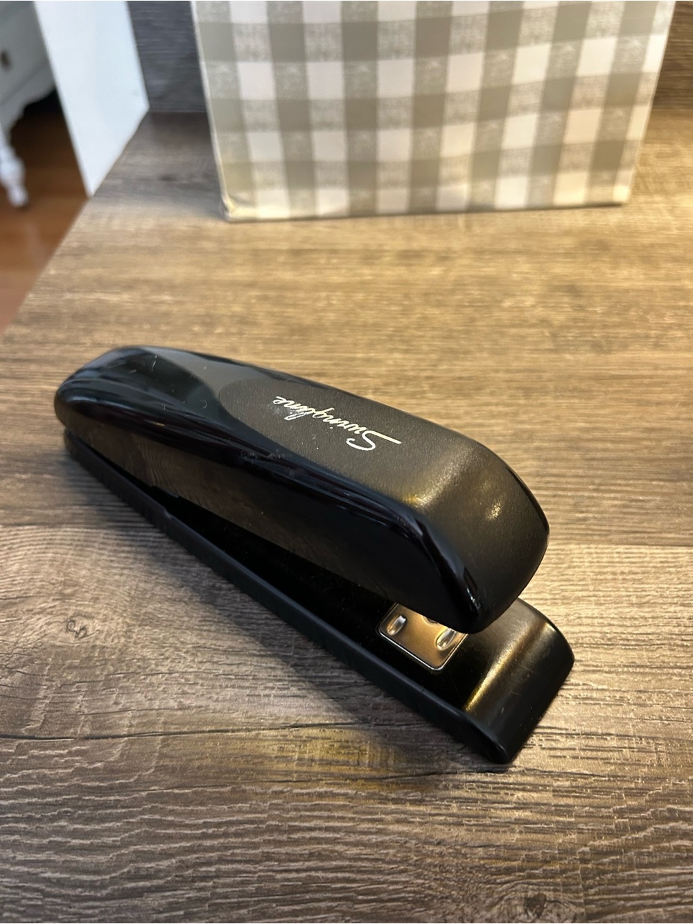 Black Desktop Stapler - Compact Office Stapler “Swingline”